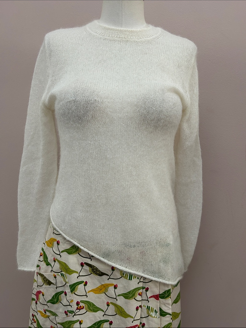 Massimo Dutti Classic Crewneck Women's Sweater in Cream asymmetrical S - Picture 2 of 14